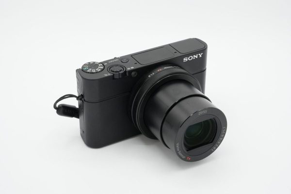 Sony RX100 III Sony RX100 III