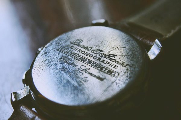 Vintage chronograph, hand-wound Vintage chronograph, hand-wound